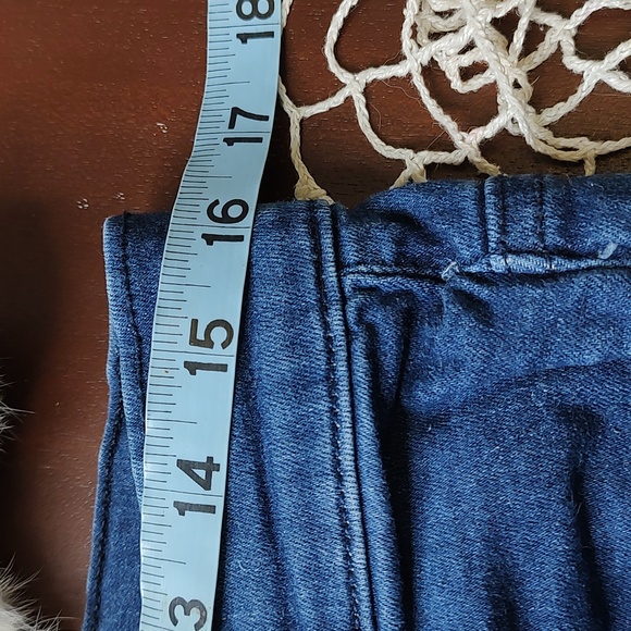 Denim Gold Bermuda Shorts Factory Distressing SZ: 12 - Picture 7 of 9